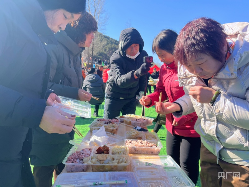 博鱼体育北京延庆区珍珠泉乡第十六届“鸟节”暨户外运动消费季开幕(图3)